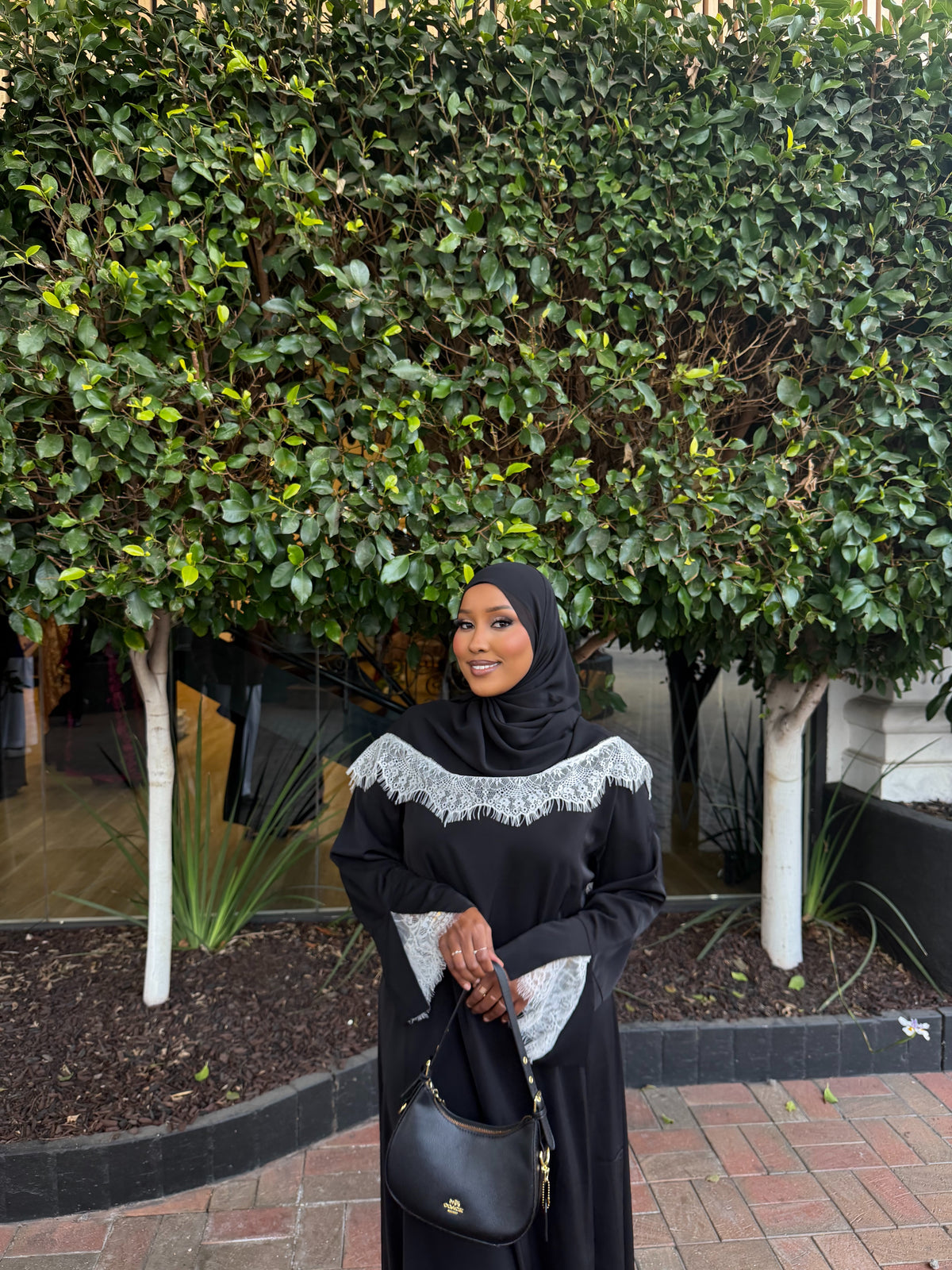 Nadiah closed abaya