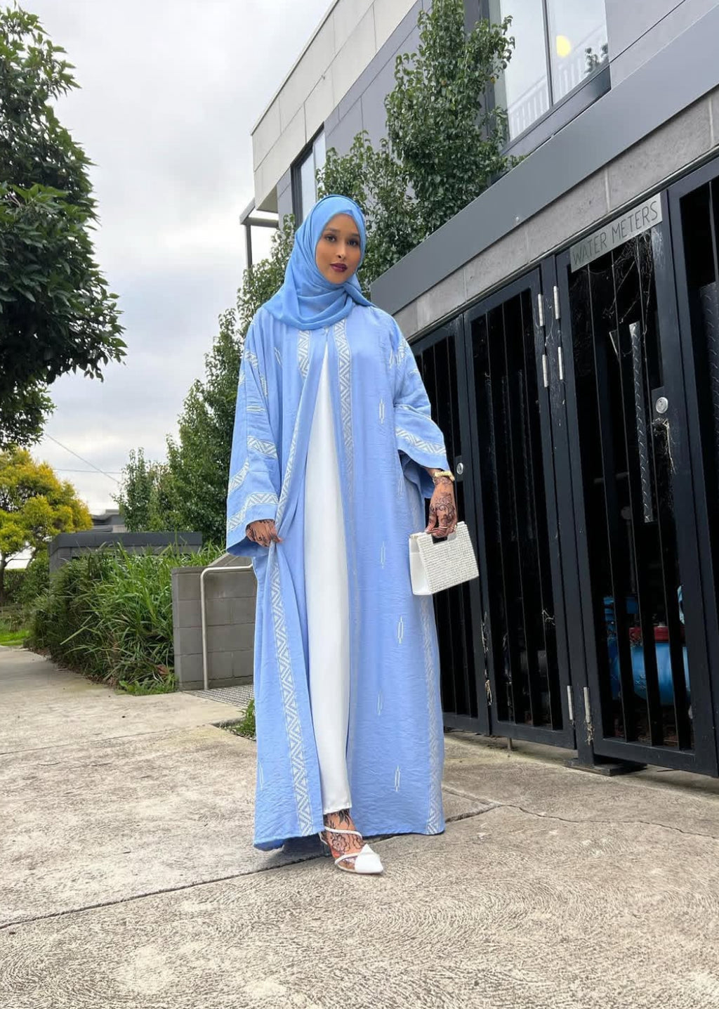 Inay Abaya